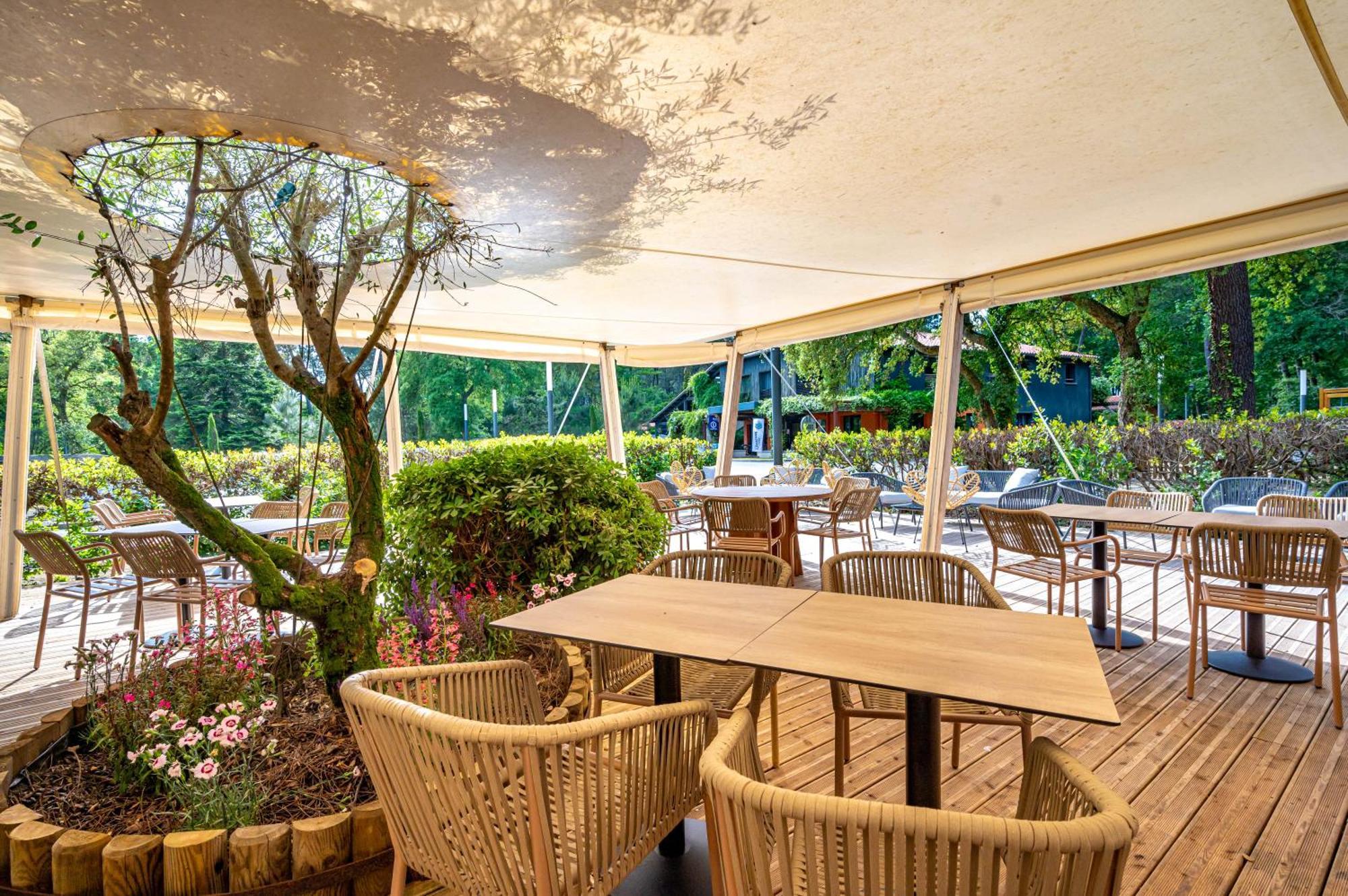 Camping-village Les Deux Etangs Camping 4*